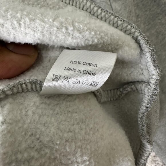 McQueen and the Violet Fog Sweatshirt Mens Large Gray Crewneck Embroidered NWOT - Picture 7 of 8